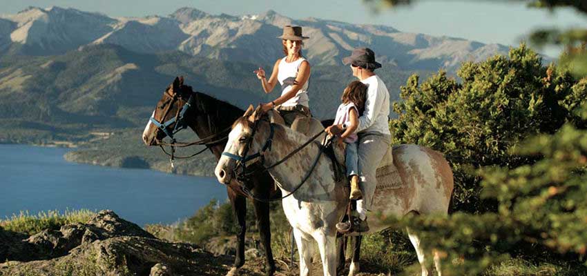 Horse back riding in the Andes
